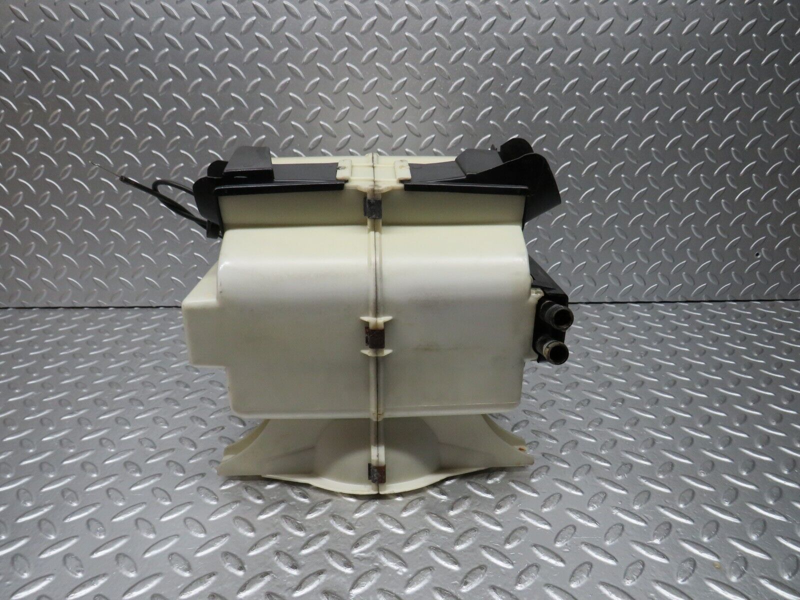 30165 Porsche 924 Heater Box Blower Housing 321819095