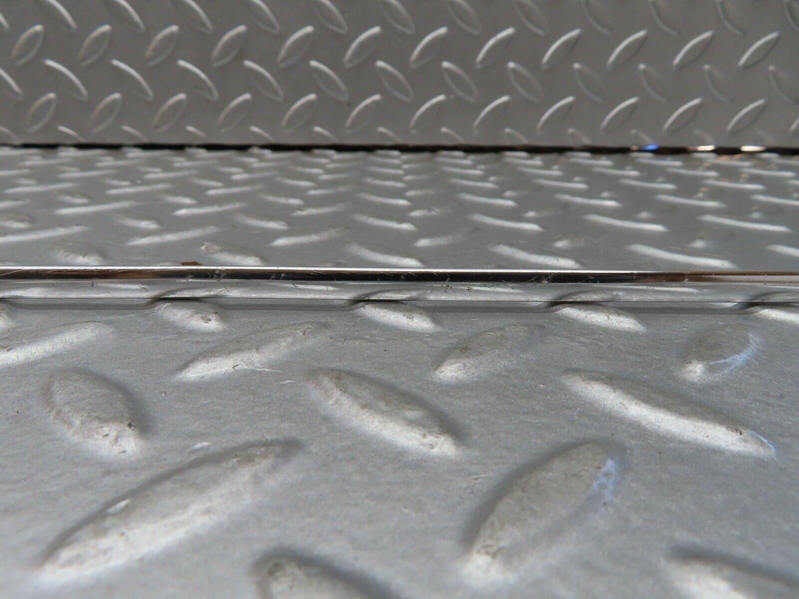 18766 Mercedes-Benz W120 W121 Ponton Front Right Door Card Chrome Trim