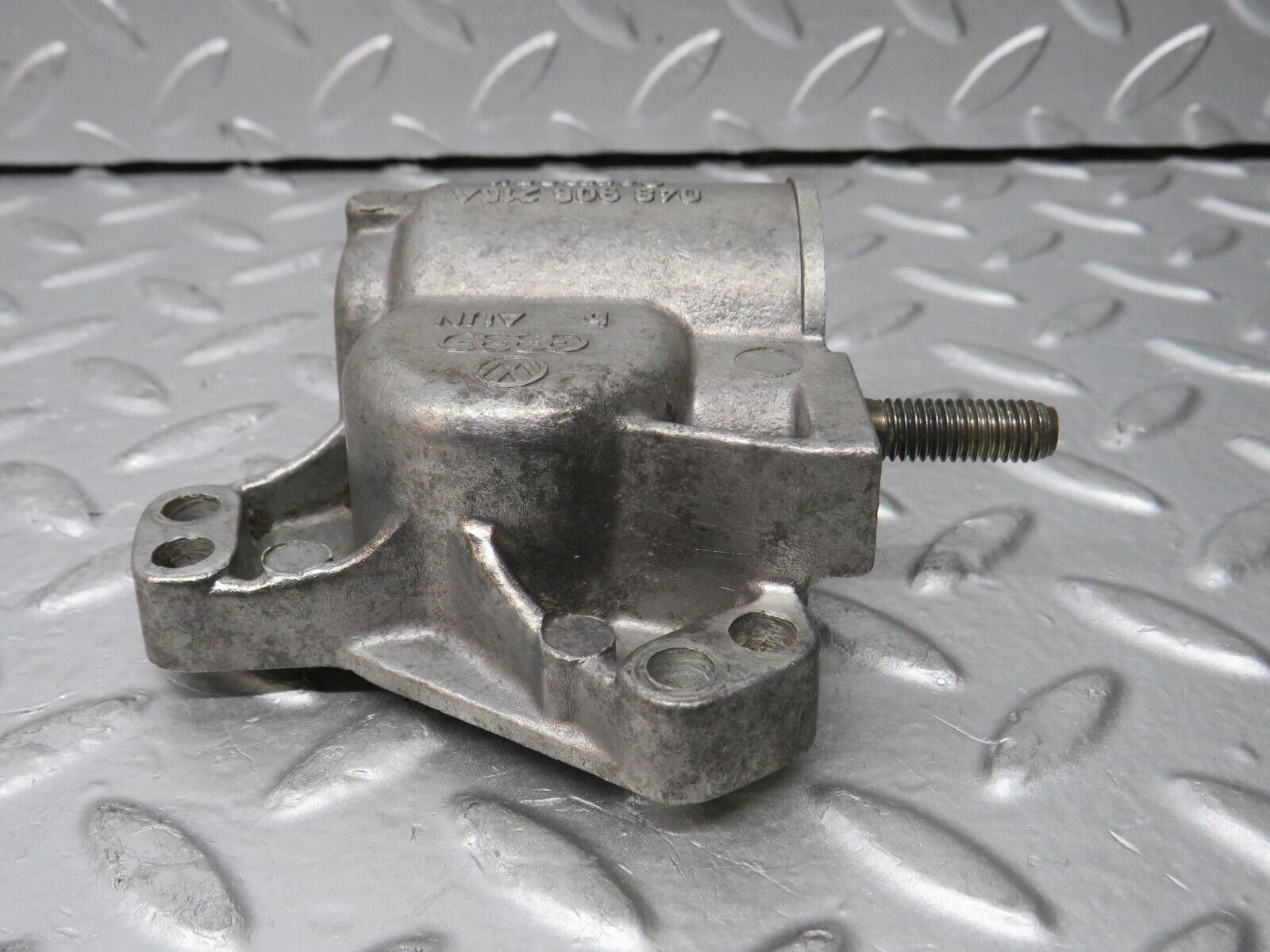 30119 Porsche 924 Distributor Drive Housing 048905215