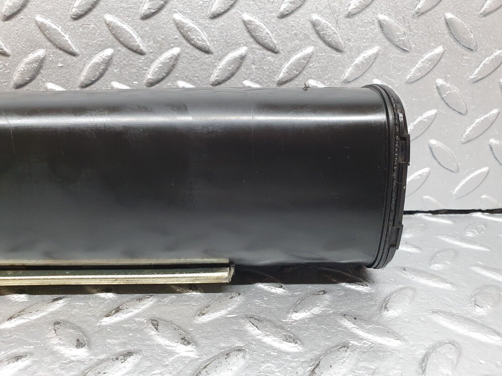 41090 Mercedes-Benz W126 300SE Charcoal Filter 1294700159