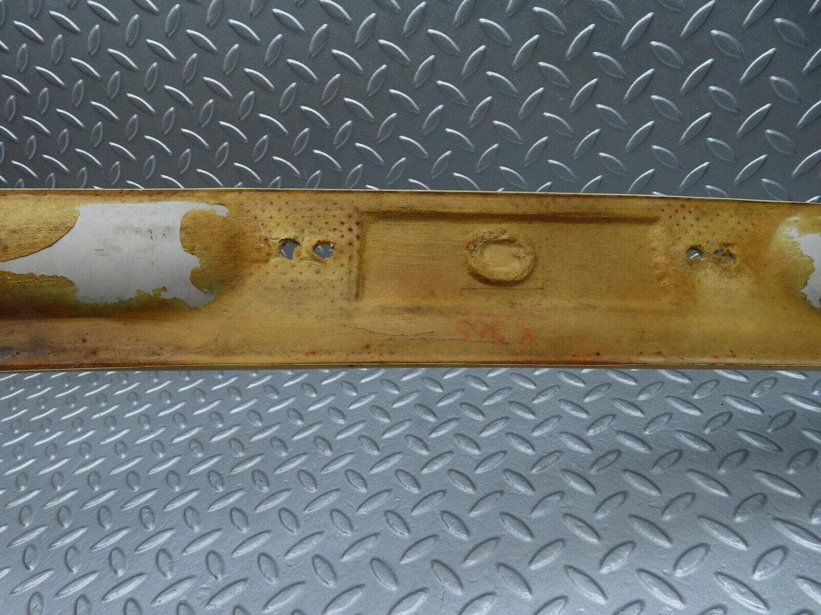 13943 Mercedes-Benz C107 280SLC C Pillar Cover Right Side Cream