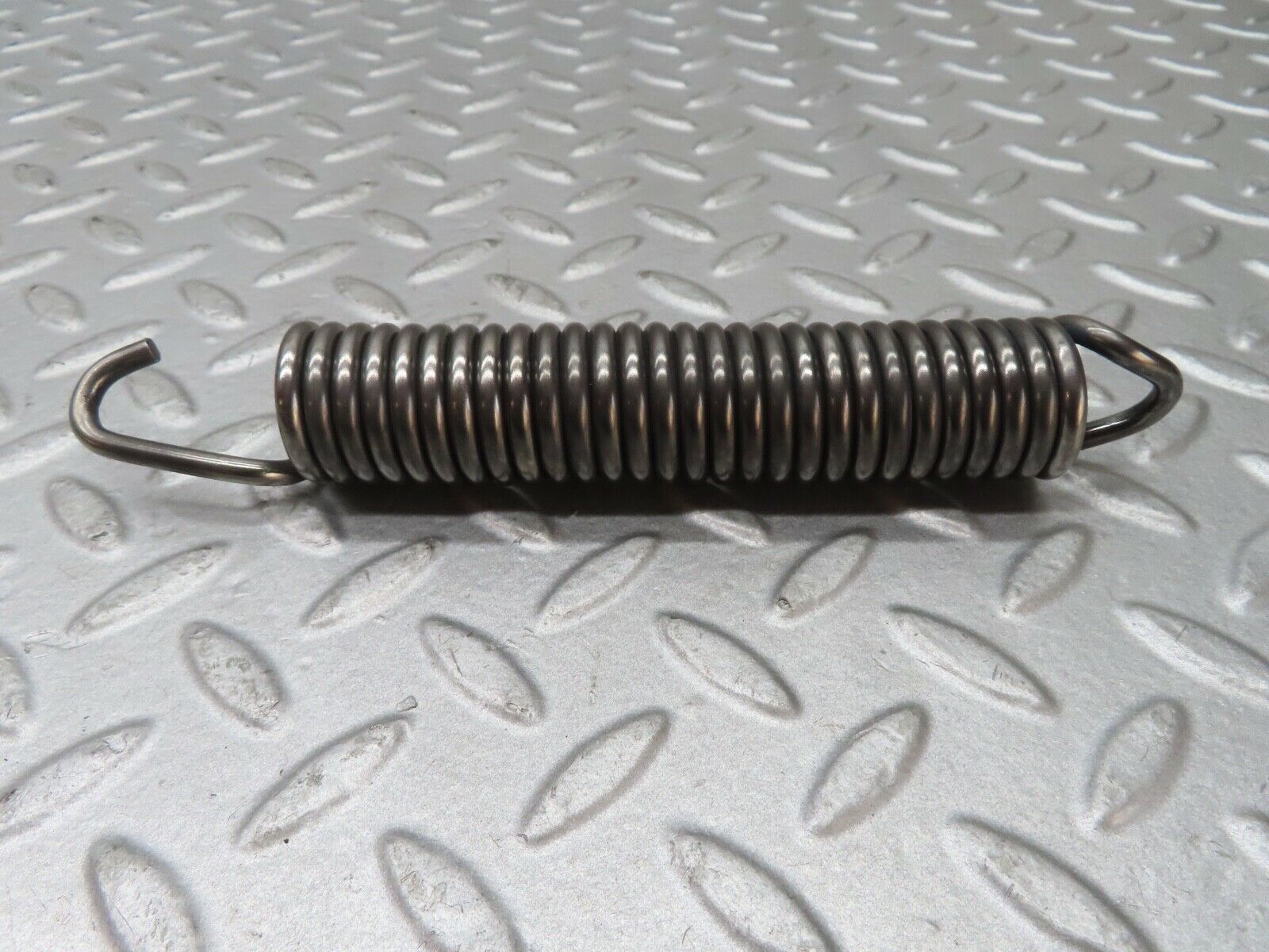 17603 Mercedes-Benz W116 450SEL Bonnet Hinge Spring