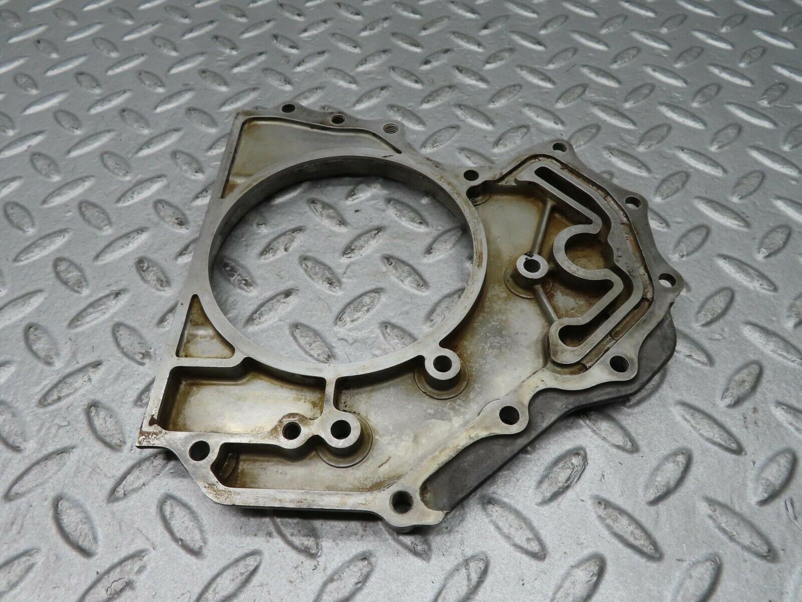 16671 Mercedes-Benz C107 380SLC Crankshaft Cover Sealing Rear 1170110008