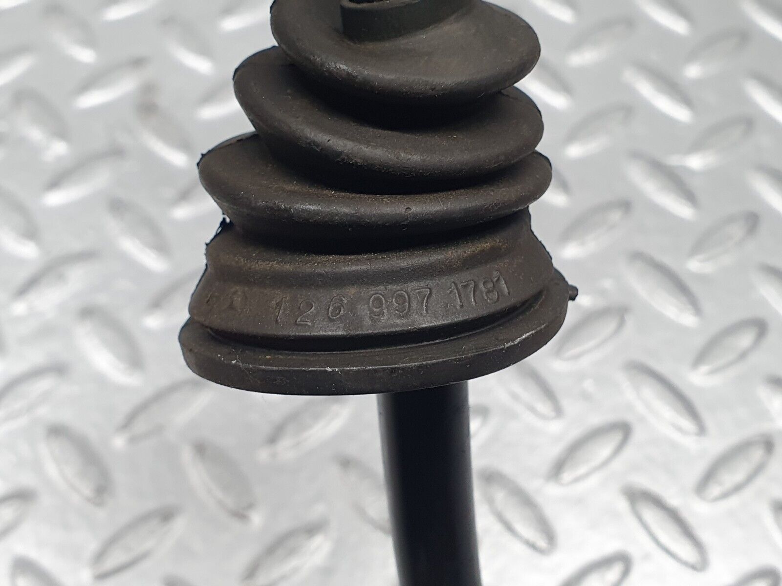 41155 Mercedes-Benz W126 300SE Brake Servo Vacuum Pipe 1269971781