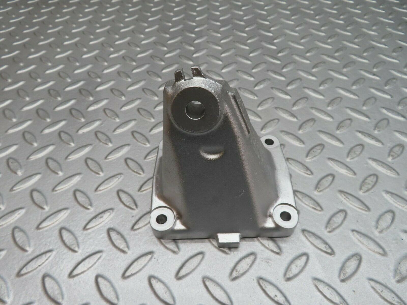 12179 Mercedes-Benz R129 300SL Coupe Engine Mount Bracket Right Side 1042230504