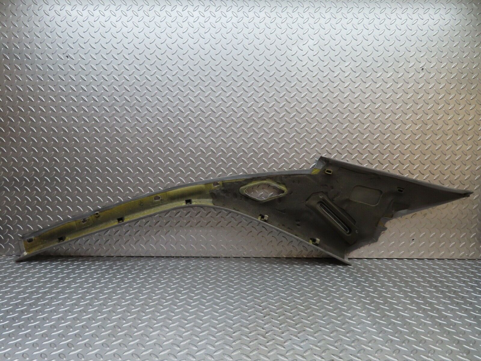 19309 Mercedes-Benz C140 CL420 Coupe C Pillar Cover Left Side Grey
