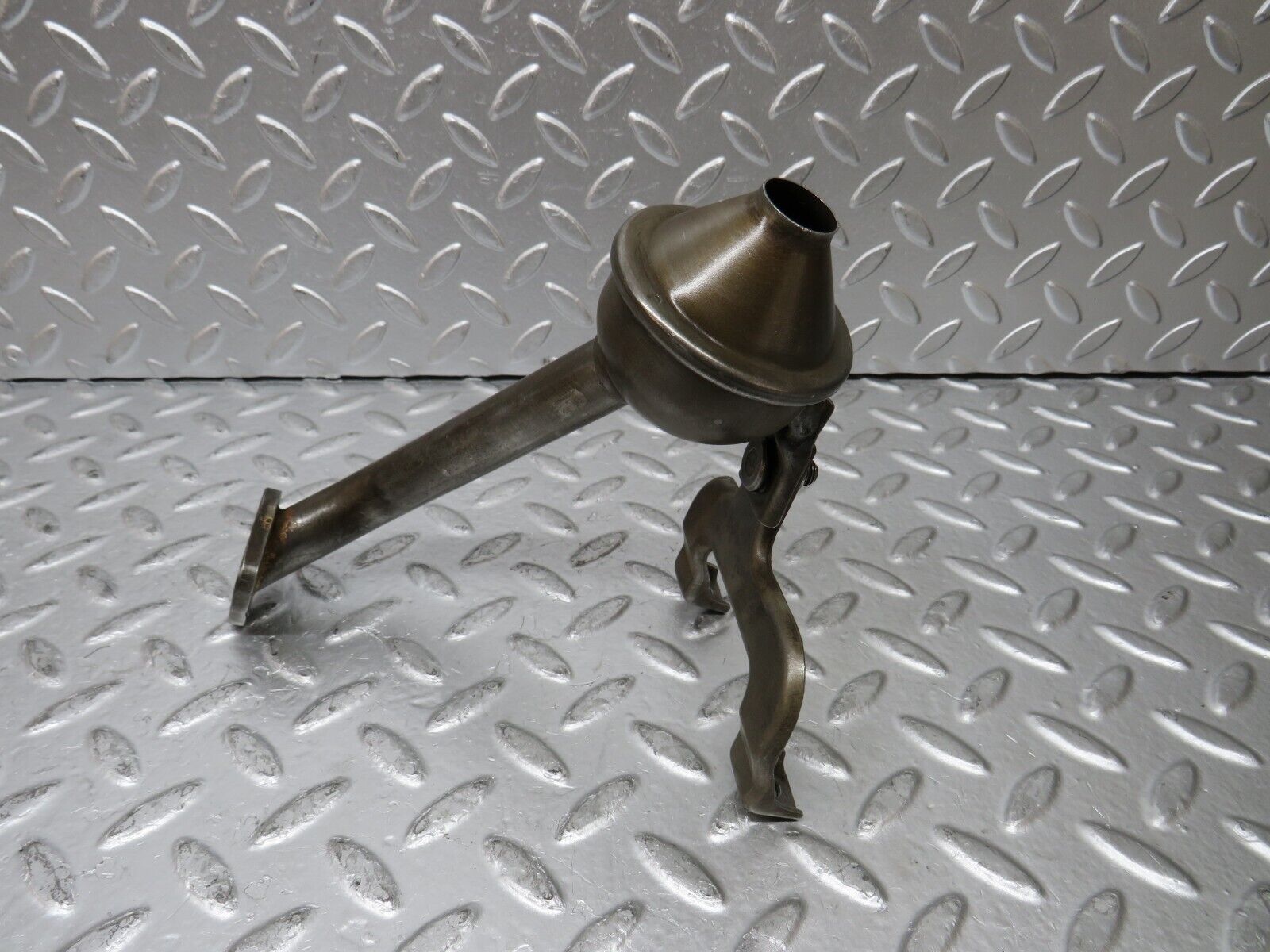 29851 Mercedes-Benz W123 230E Oil Pump Filter