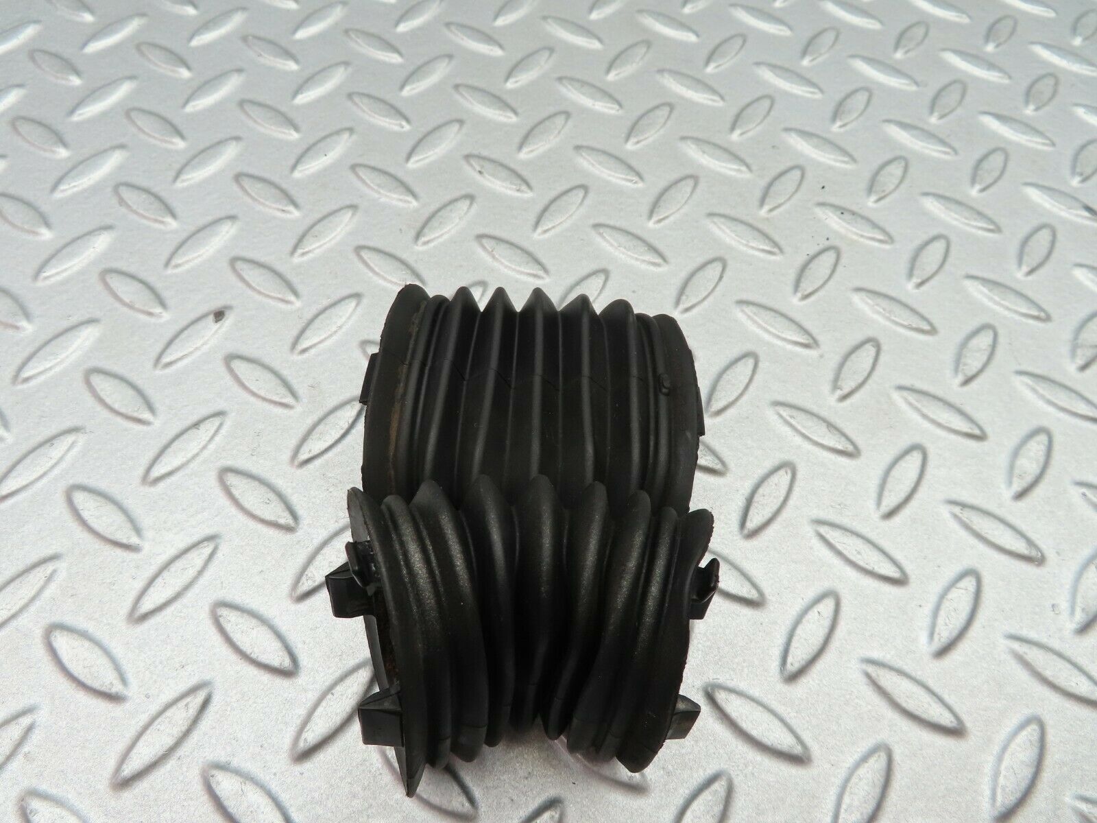 5646 Mercedes-Benz W124 230E Rear Door Wire Protector Rubber 1268210597