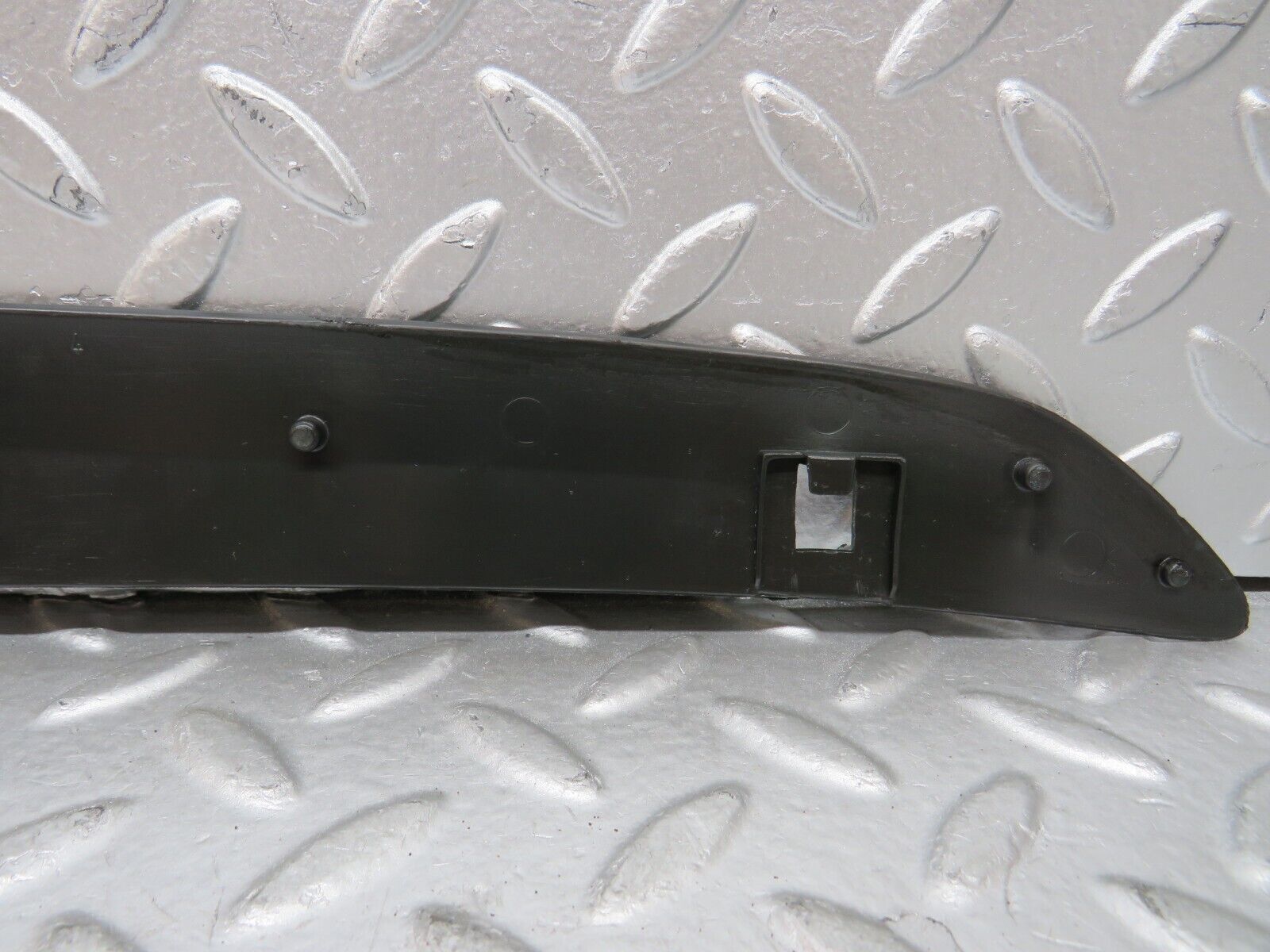 26792 Mercedes-Benz W123 240D Rear Left C Pillar Plastic Trim