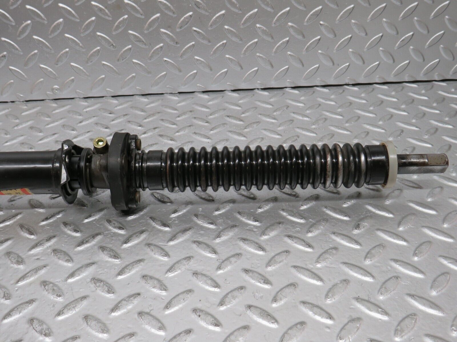 28104 Mercedes-Benz W123 280E Steering Column