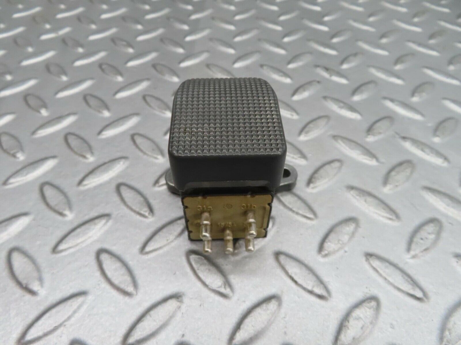 12318 Mercedes-Benz W108 280SE 3.5 Windscreen Washer Switch