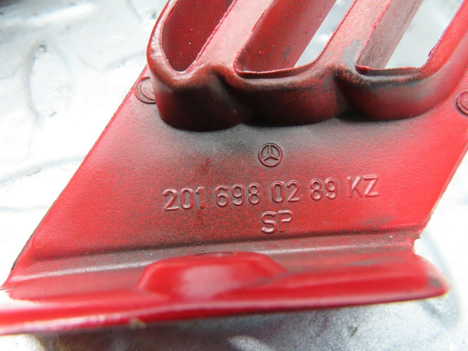 14596 Mercedes-Benz W201 190E C Pillar Exterior Cover Right Side 2016980289