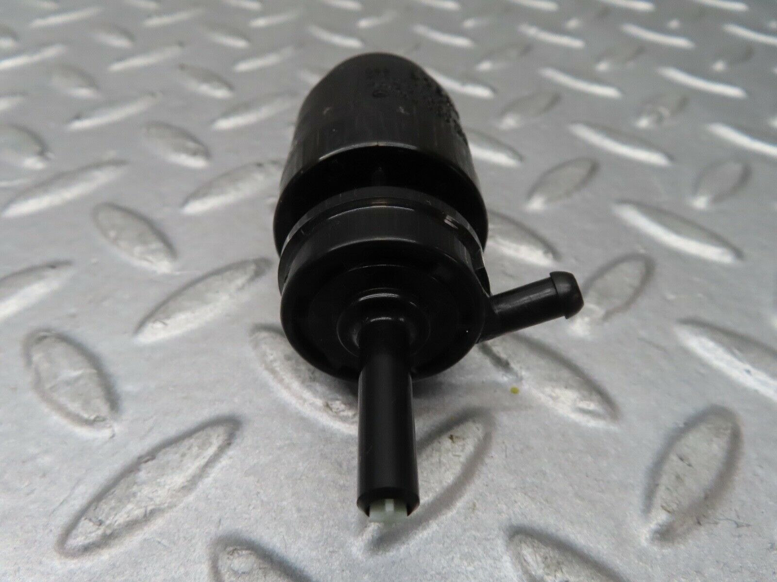 17239 Mercedes-Benz R129 300SL Coupe Windscreen Washer Pump Bosch 1248690621