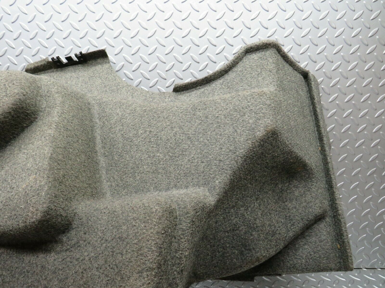 22395 Mercedes-Benz C124 E220 Coupe Trunk Boot Cover Panel Right Side