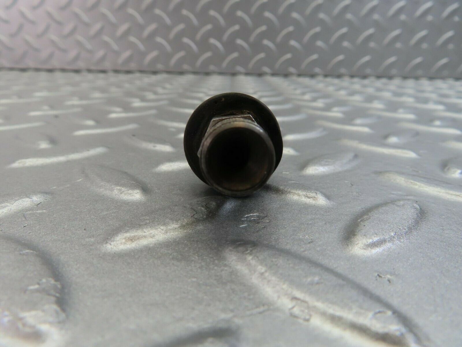 9801 Mercedes-Benz C123 280CE Coupe Fuel Injector Bosch 0437502010