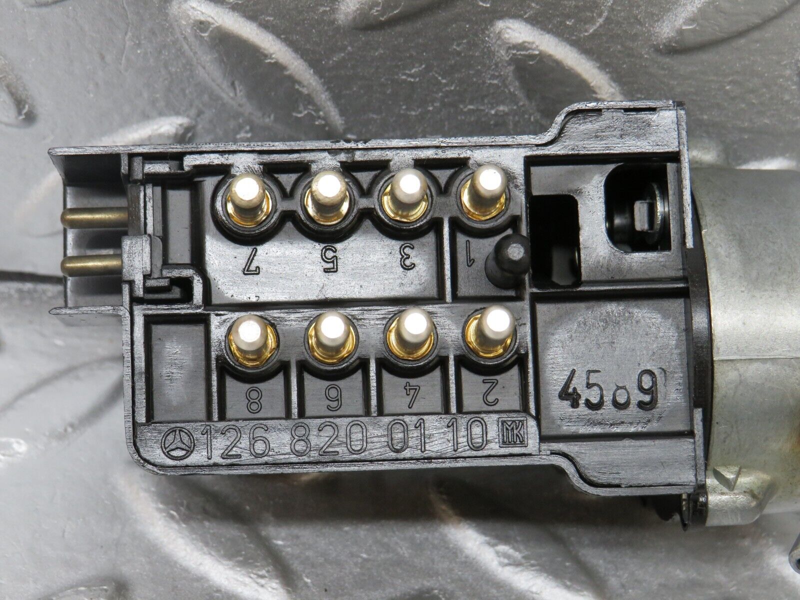 36133 Mercedes-Benz W126 420SE Heater Control Switch 1268200110