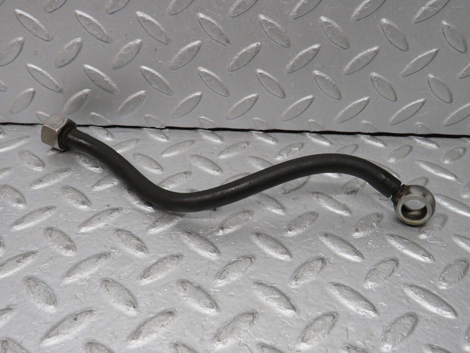 35905 Mercedes-Benz 240D OM616.912 Fuel Hose Pipe