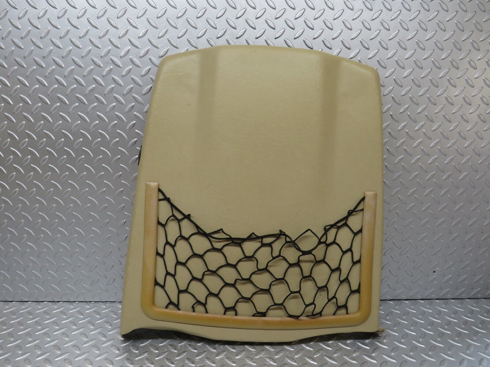 37069 Mercedes-Benz C126 420SEC Coupe Front Left Seat Rear Cover Beige