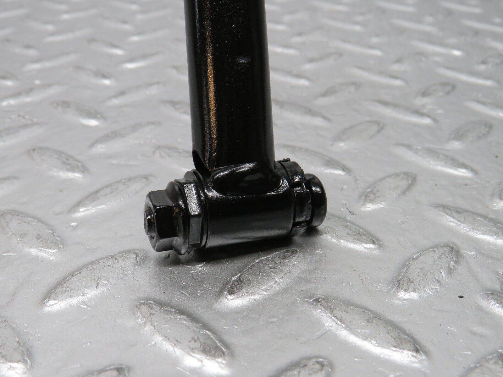 31662 Mercedes-Benz W201 190LE 1.8L Trunk Lid Hinge Left Side