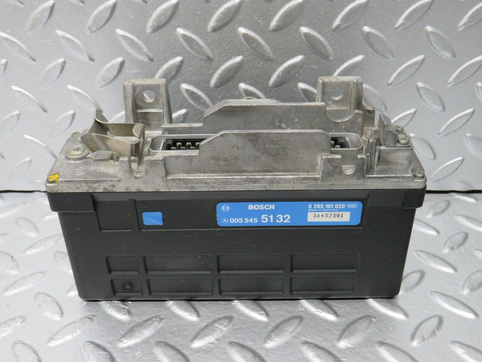 31238 Mercedes-Benz S124 220TE ABS Control Unit ECU Bosch 0055455132 026510102