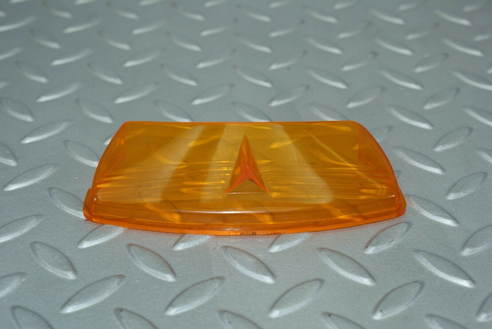 3161 Mercedes-Benz W115 220D Front Indicator Lens