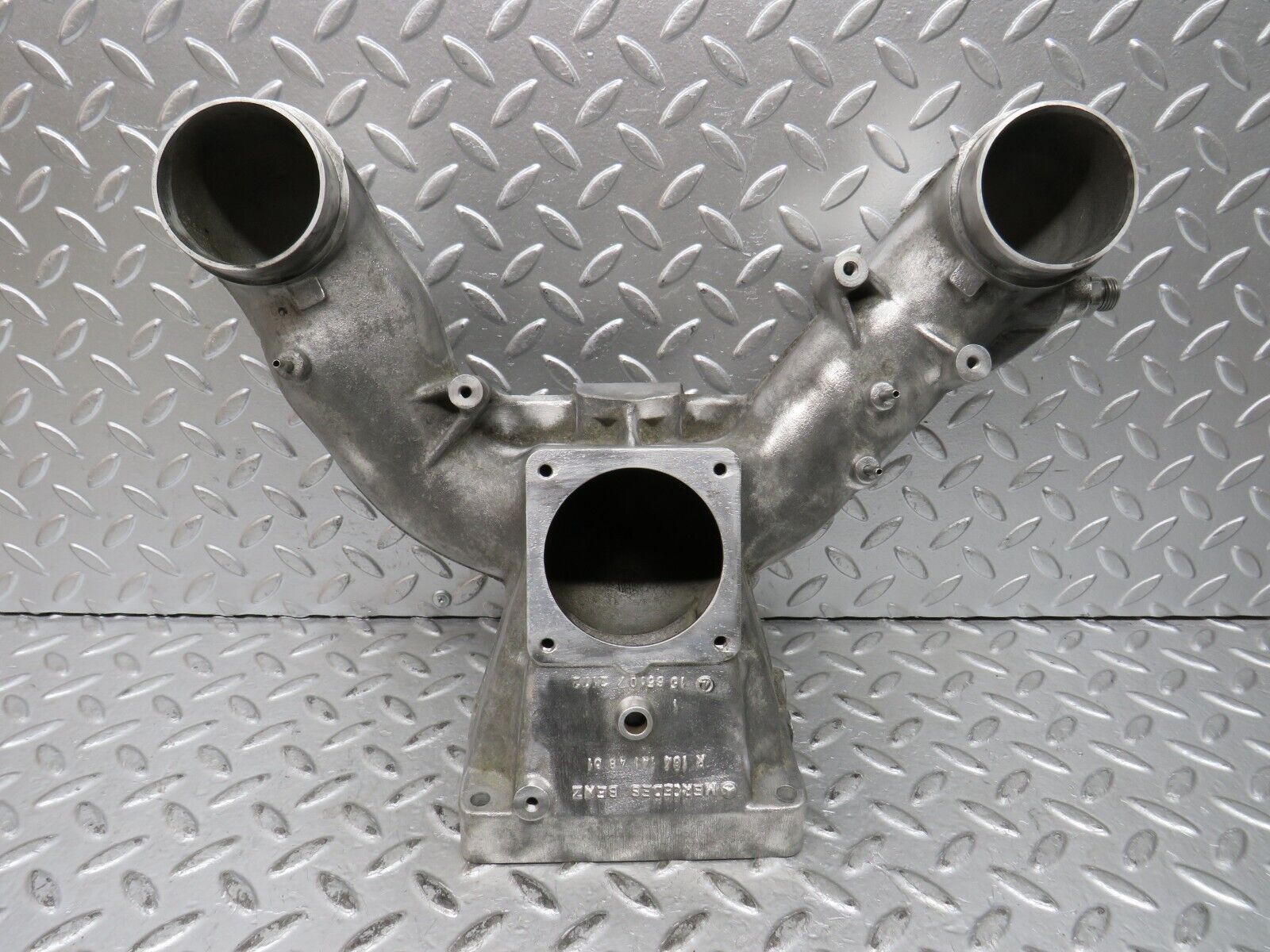 28953 Mercedes-Benz C124 320CE Coupe Air Intake Manifold 1641414801 156510/2172