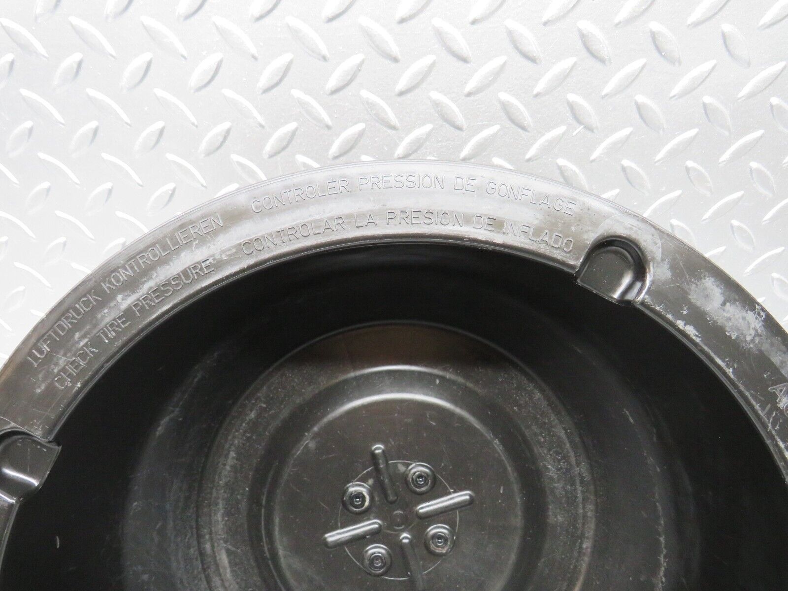 30316 Mercedes-Benz W124 230E Spare Wheel Holder 1248900007