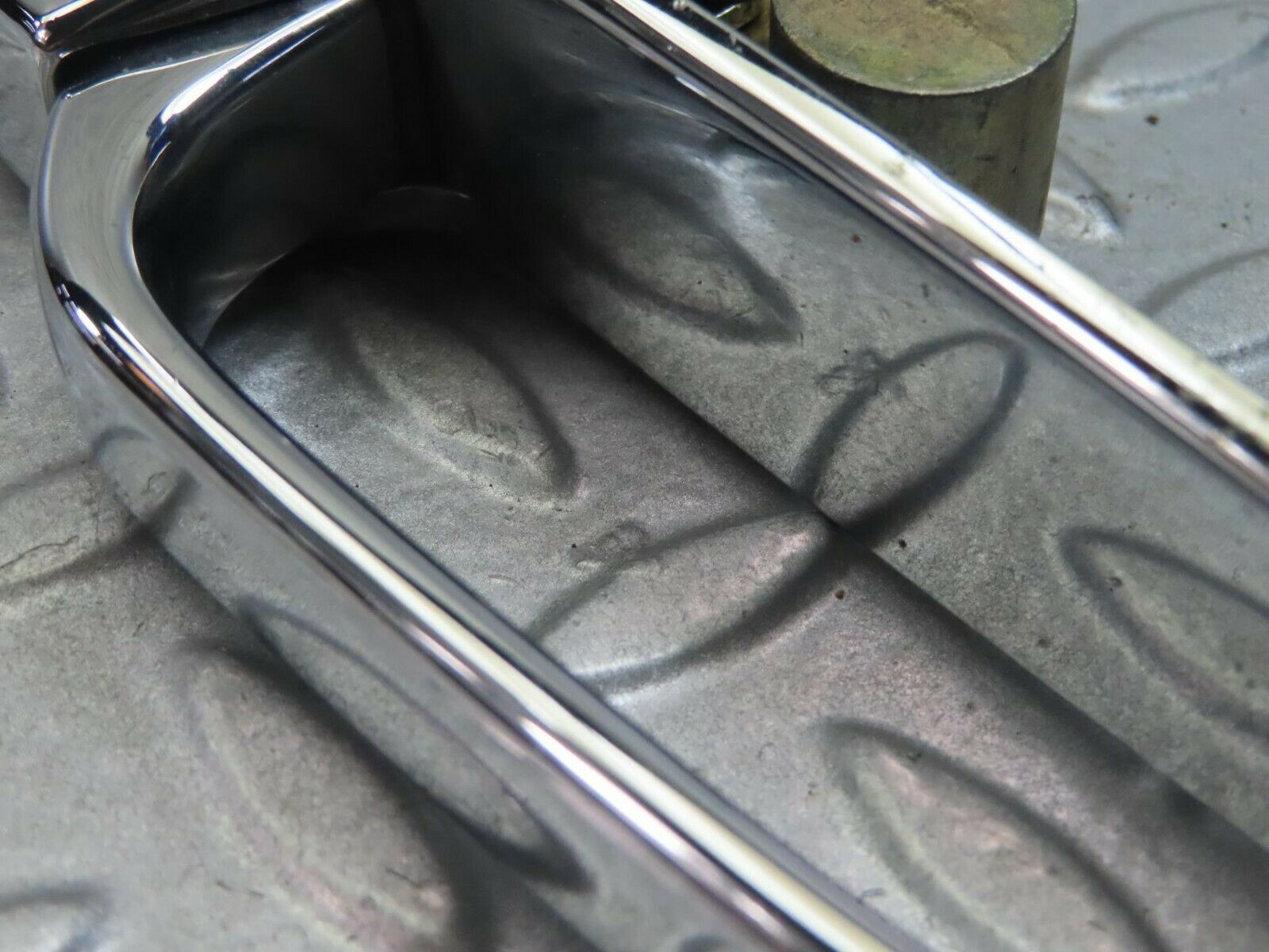 8752 Mercedes-Benz W116 Chrome Door Handle Rear Right 1167600059