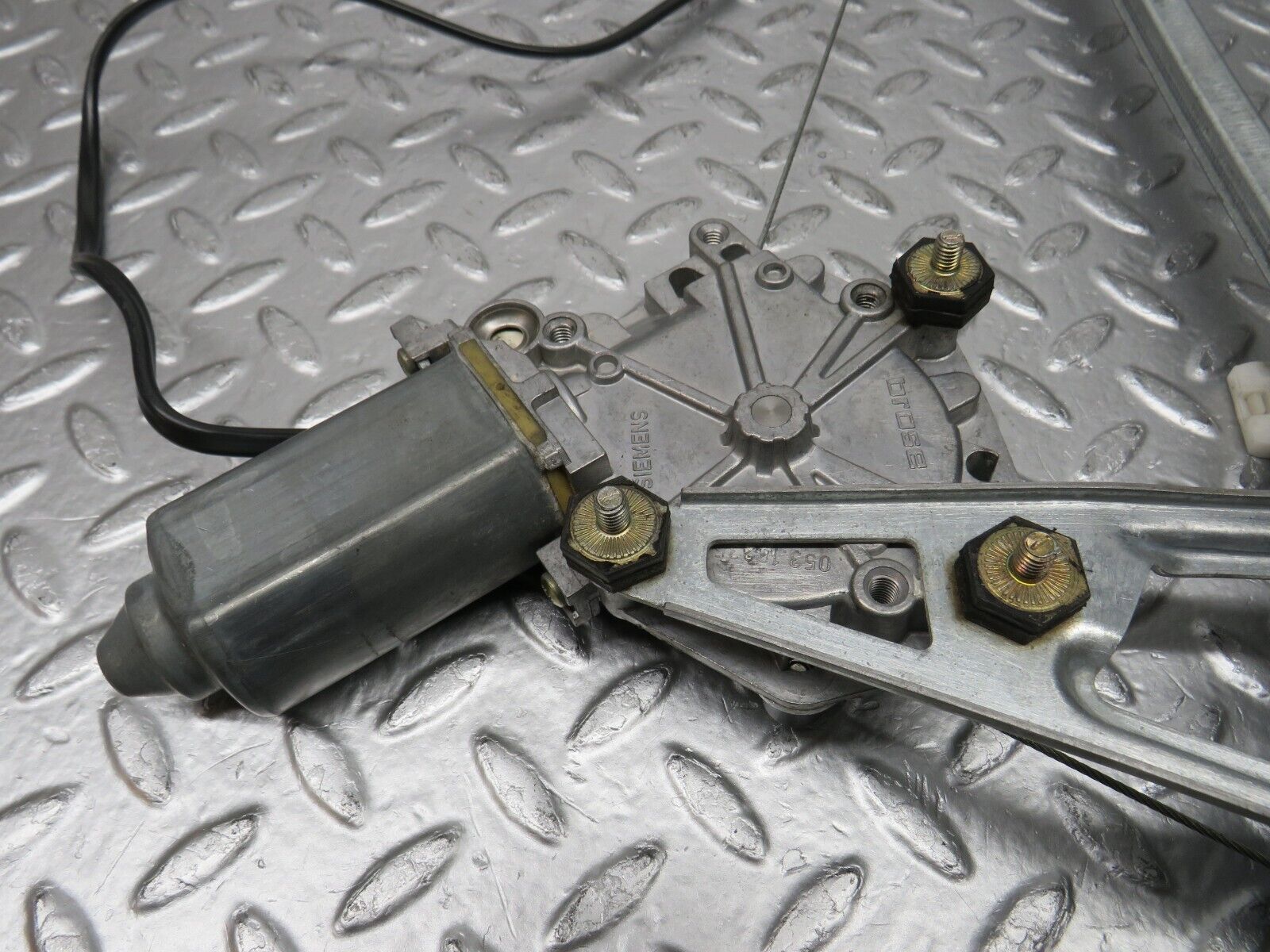 32310 Mercedes-Benz S124 300TE Rear Left Power Window Regulator With Motor 7743001621