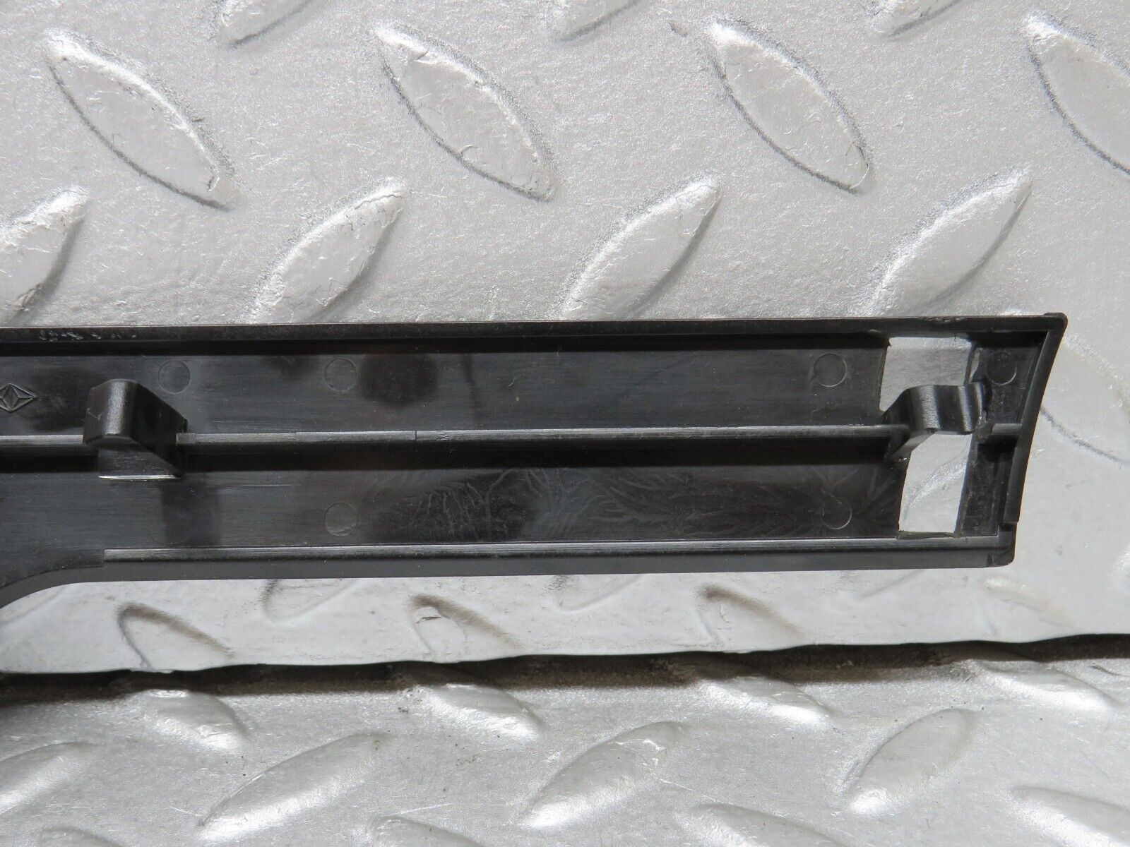 37924 Mercedes-Benz A124 320E Cabriolet Headlight Switch Cover Trim Surround