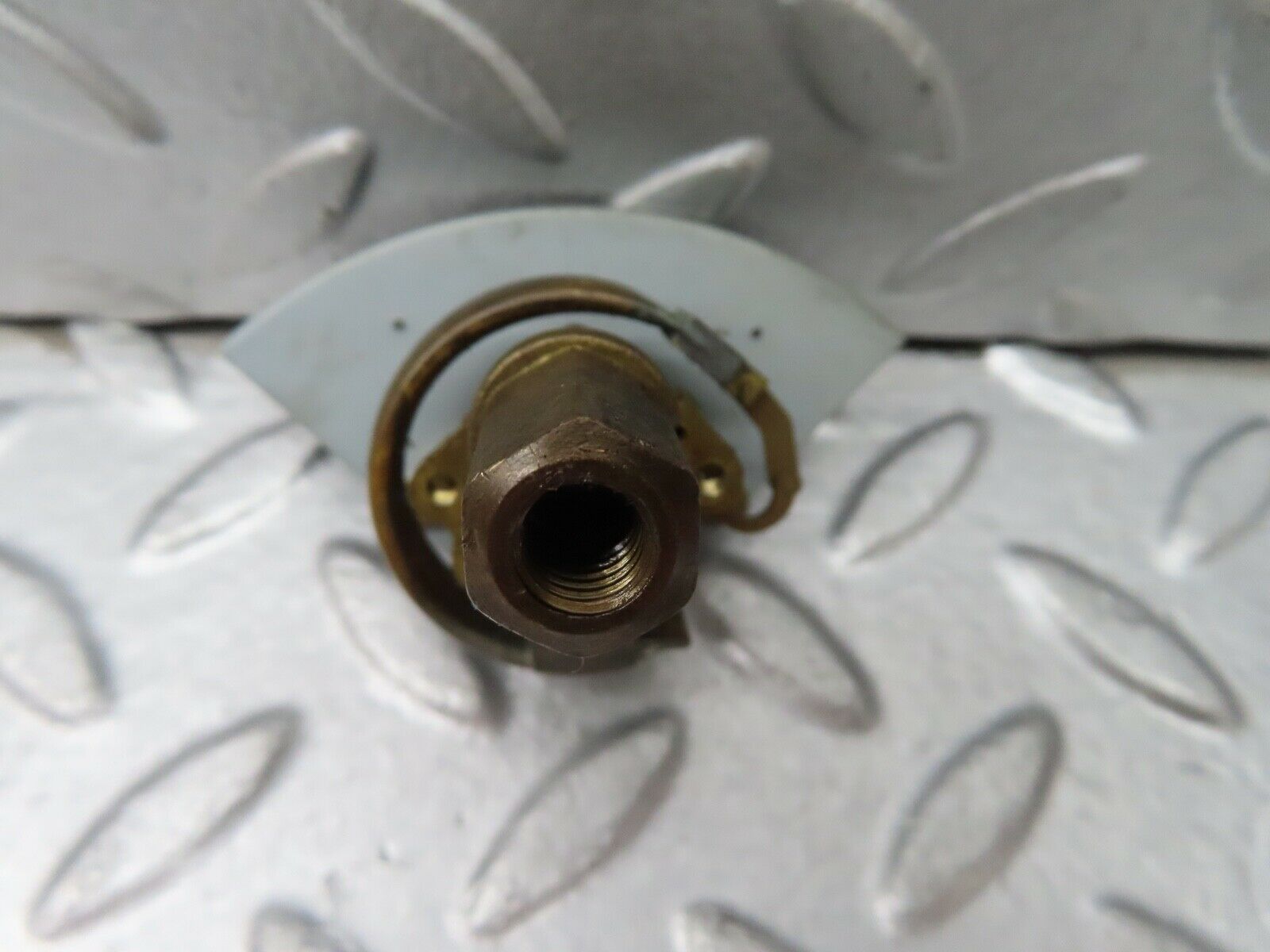 18350 Mercedes-Benz W115 Oil Pressure Gauge