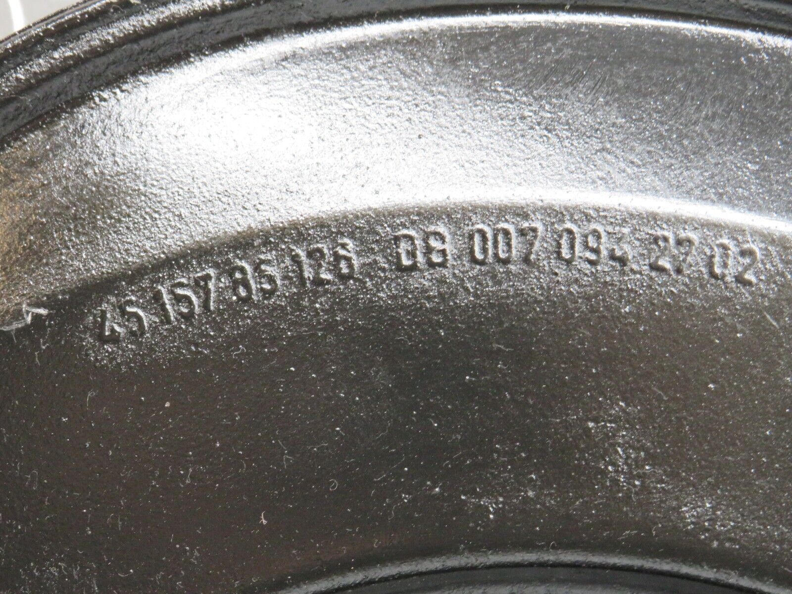 0850 Mercedes-Benz C107 350SLC Coupe Air Filter Housing 4515785126