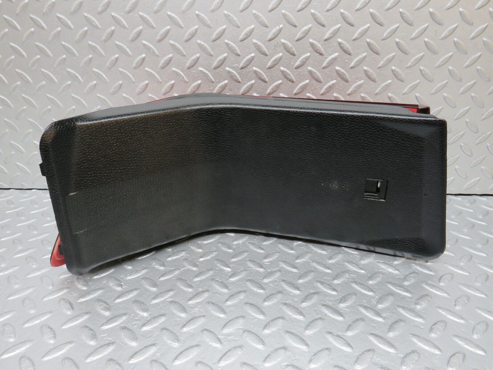 39348 Mercedes-Benz R129 320SL Coupe Tail Light Right Side