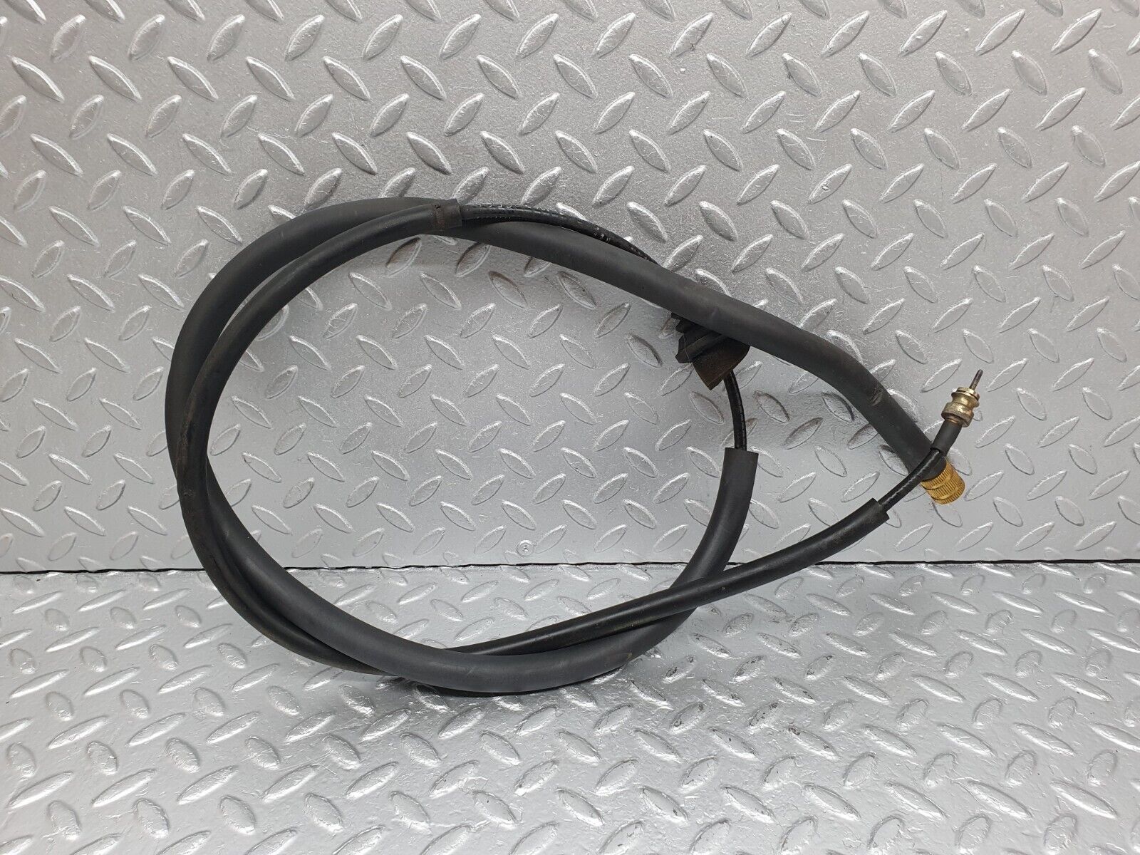 41572 Mercedes-Benz W124 200E Speedometer Cable Automatic Gearbox 1245400568