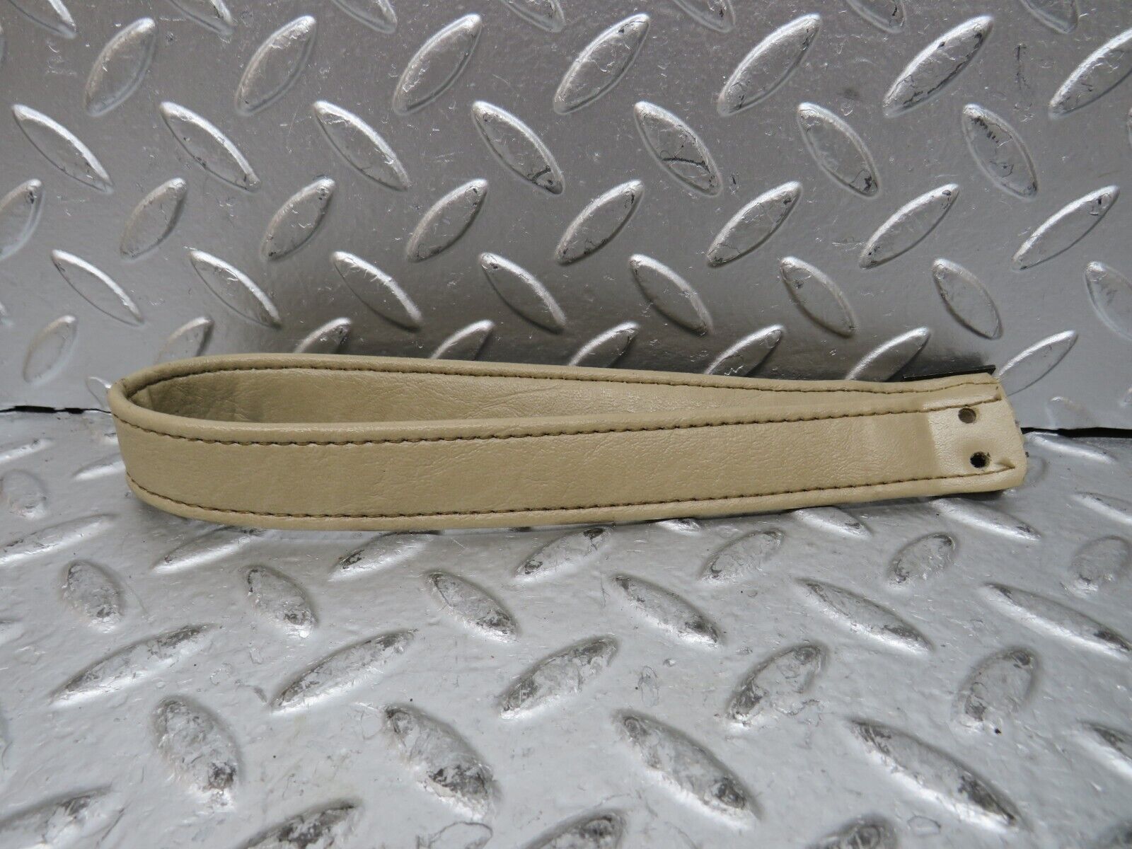 27584 Mercedes-Benz S124 300TE Wagon Tailgate Handle