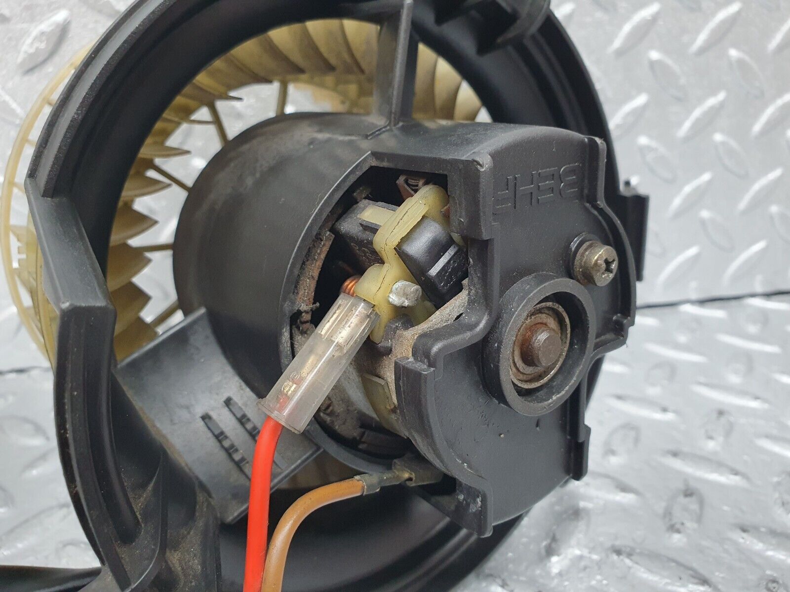 41470 Mercedes-Benz W124 200E Heater Blower Motor Behr