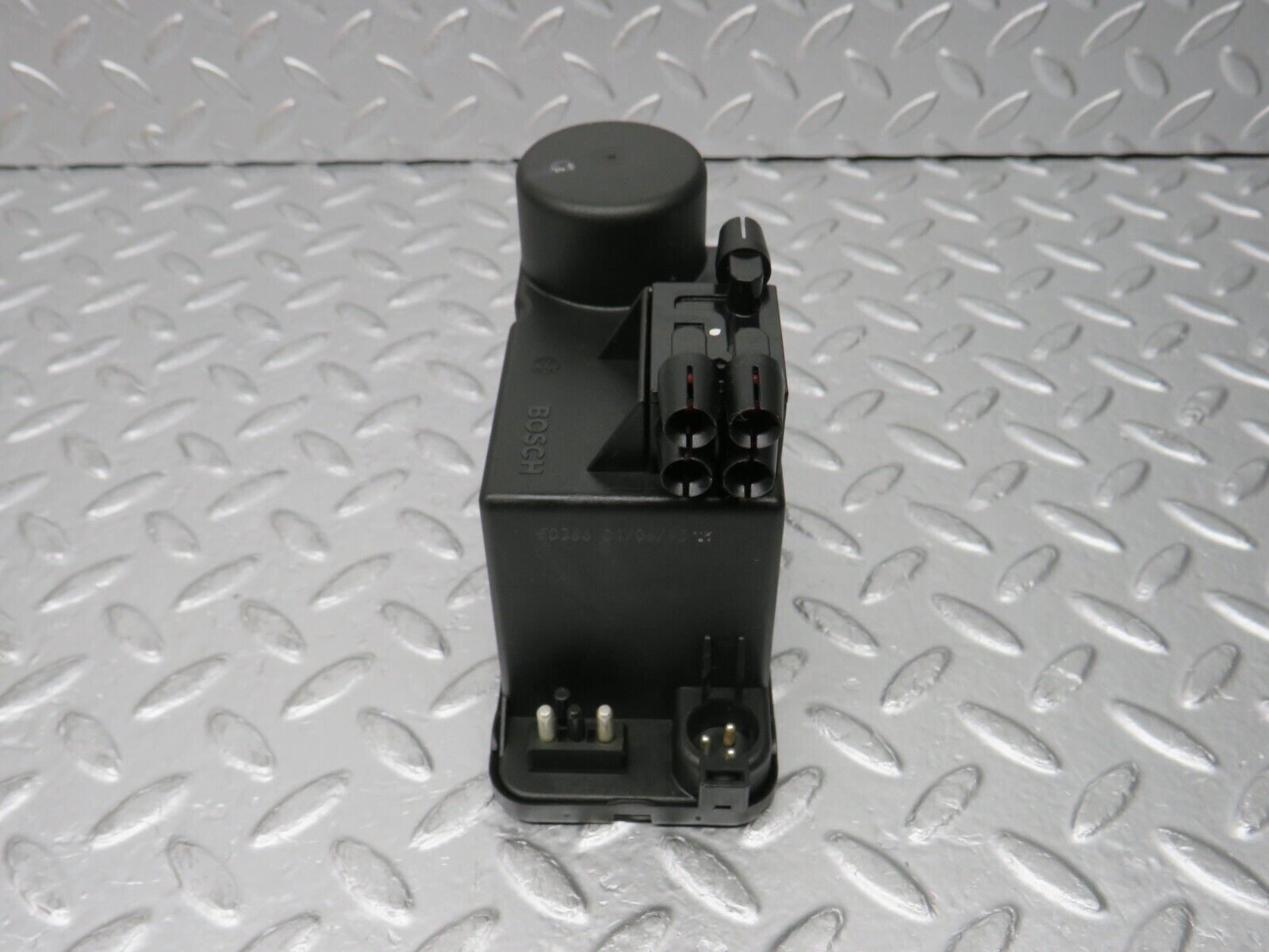 31330 Mercedes-Benz S124 220TE Wagon Central Locking Pump 1248000948