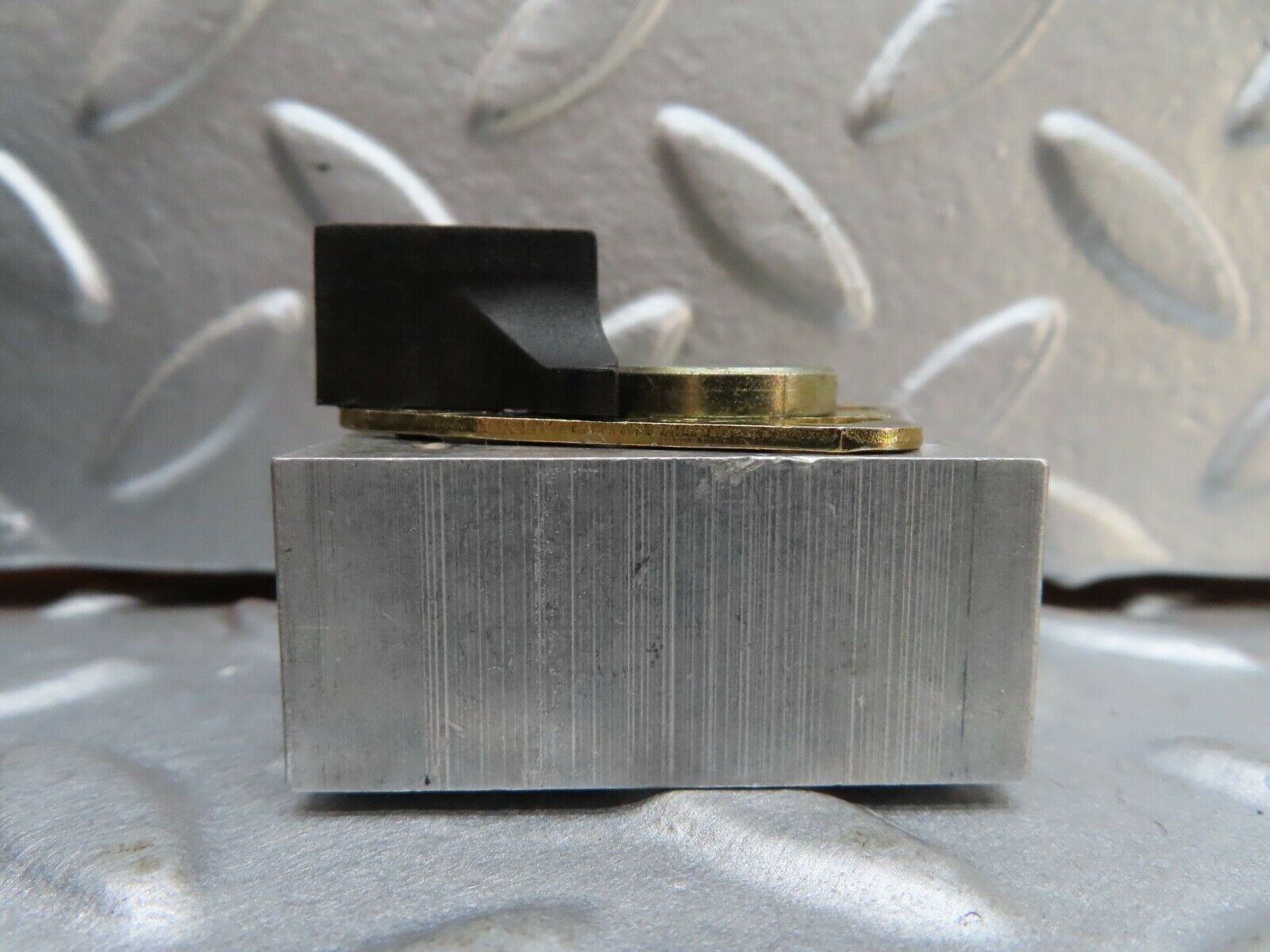 17469 Mercedes-Benz R129 300SL Coupe Soft Top Hydraulic Valve