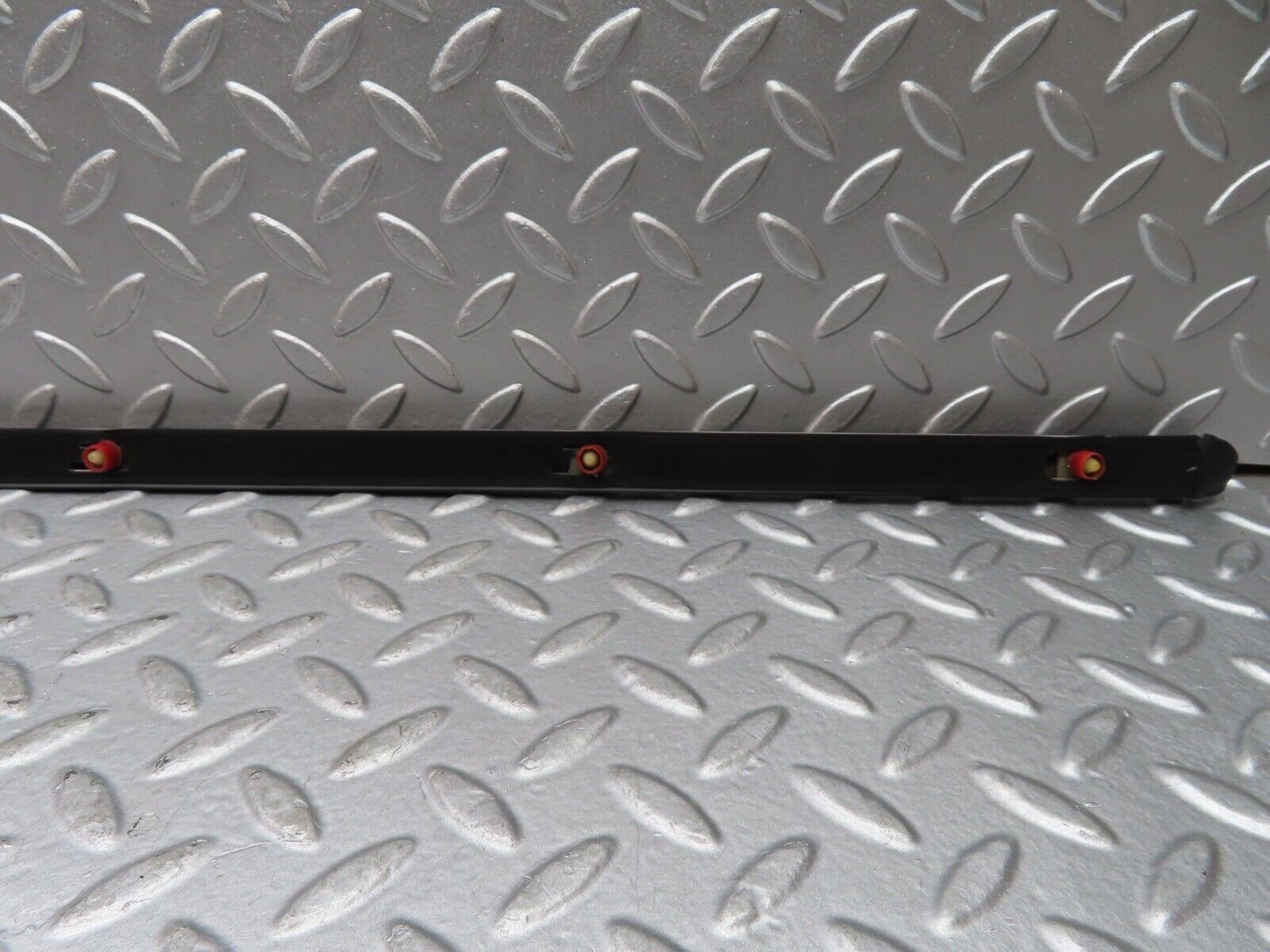 20447 Mercedes-Benz W114 280CE Coupe Front Right Fender Wing Centre Moulding Trim