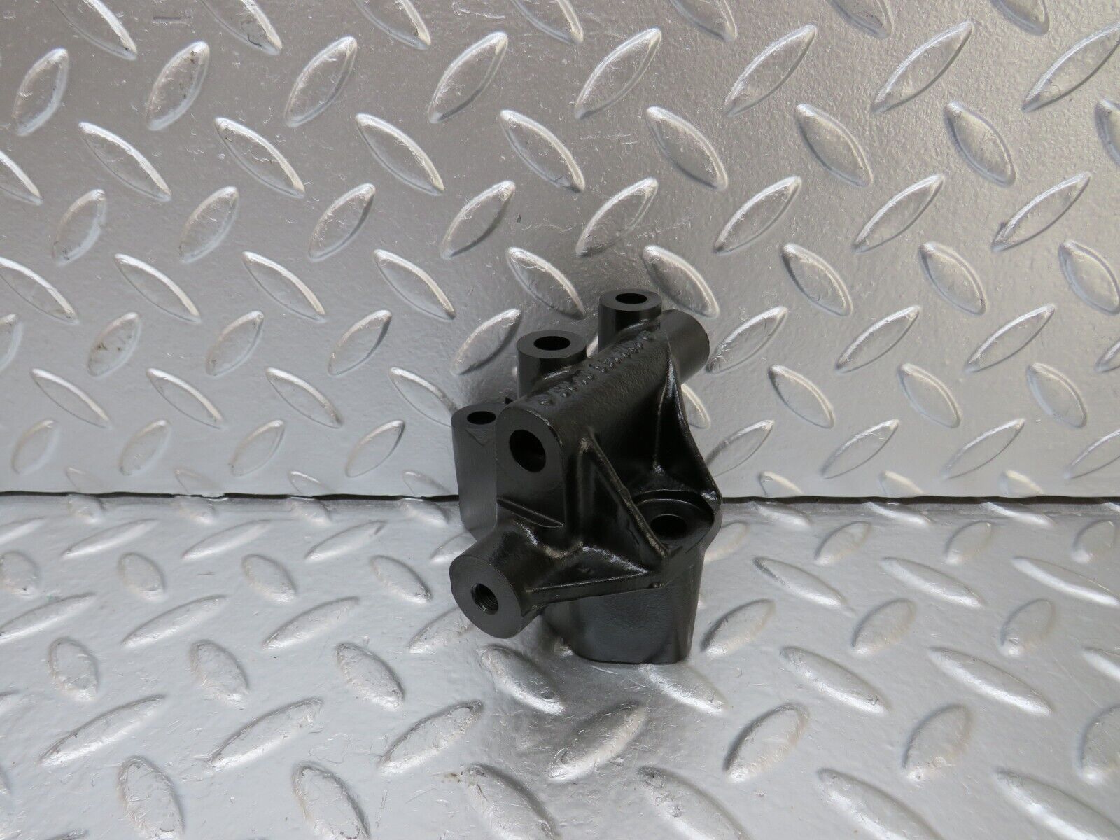 25534 Mercedes-Benz W123 200 Alternator Holder Bracket 1021550135