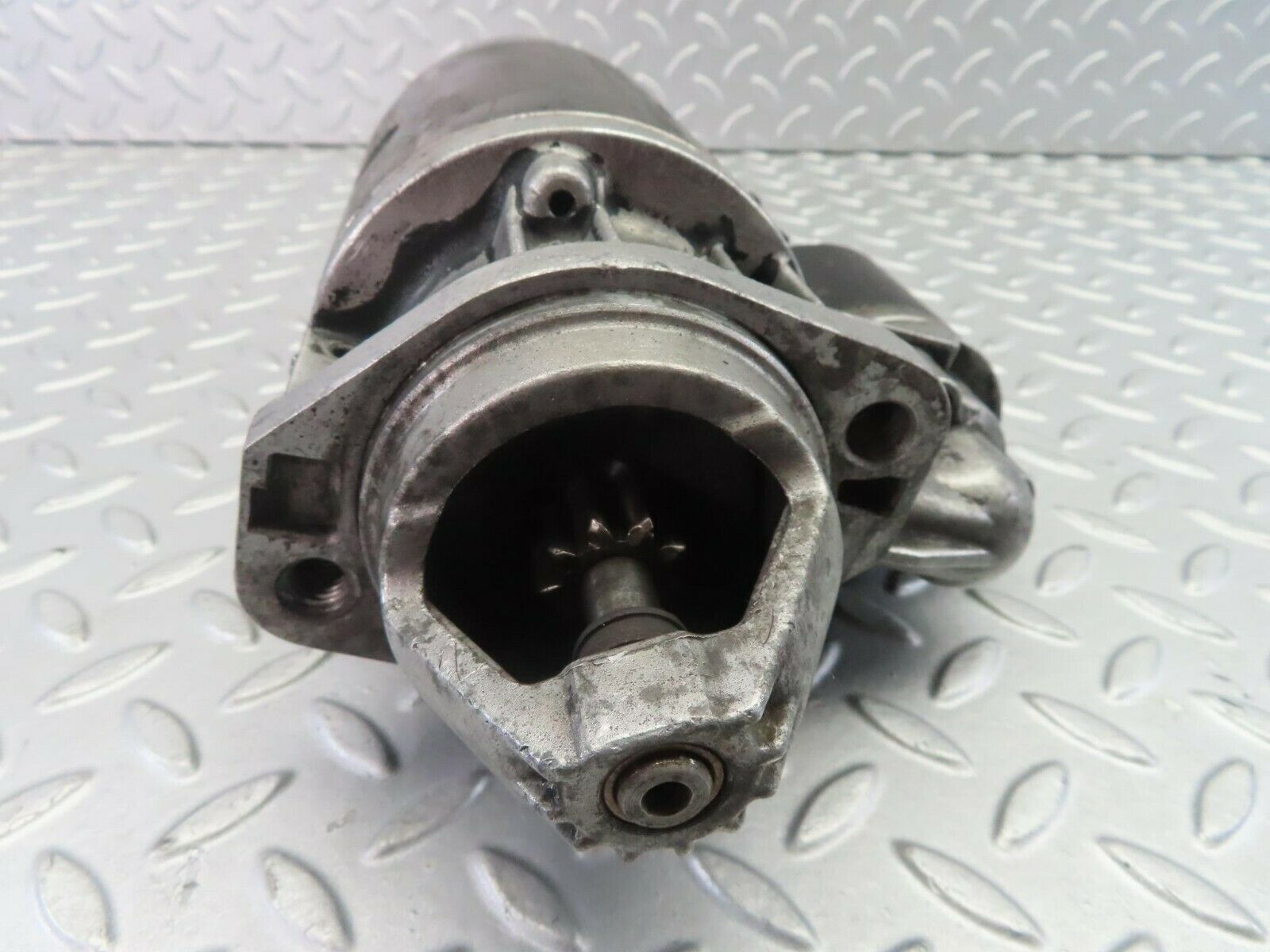 7555 Mercedes-Benz W116 450SE Starter Motor Bosch 0331402501