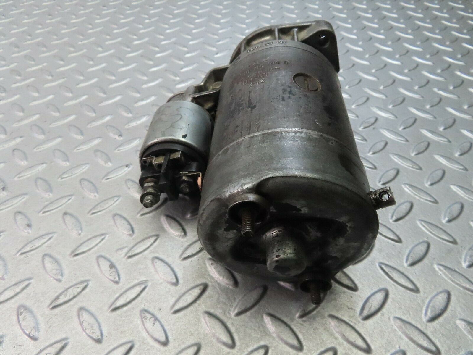 8829 Mercedes-Benz W123 Starter Motor Bosch 0001314027
