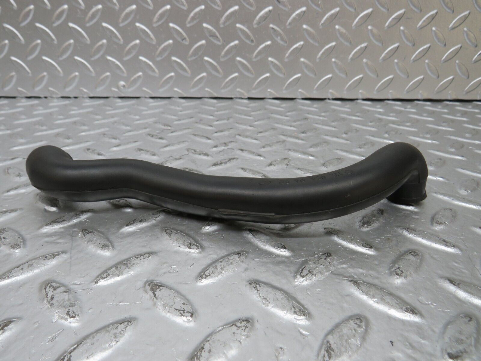 26318 Mercedes-Benz W116 450SE Air Intake Breather Hose 1160940482
