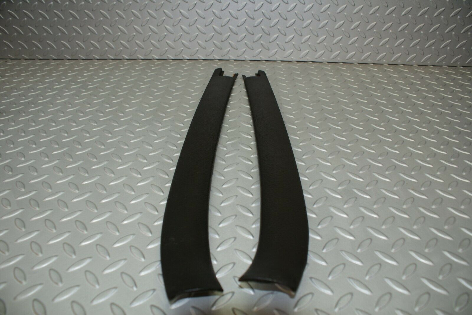 3128 Mercedes-Benz W115 220D Interior Roof Panel Trim