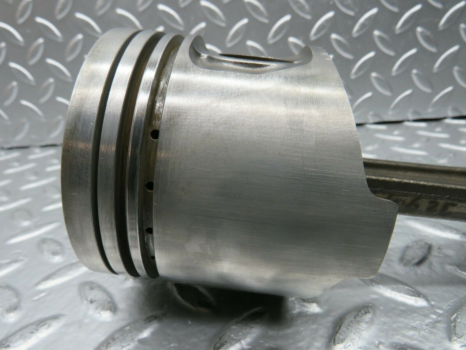 22794 Mercedes-Benz C107 450SLC Coupe Piston With Connecting Rod 92.48 mm