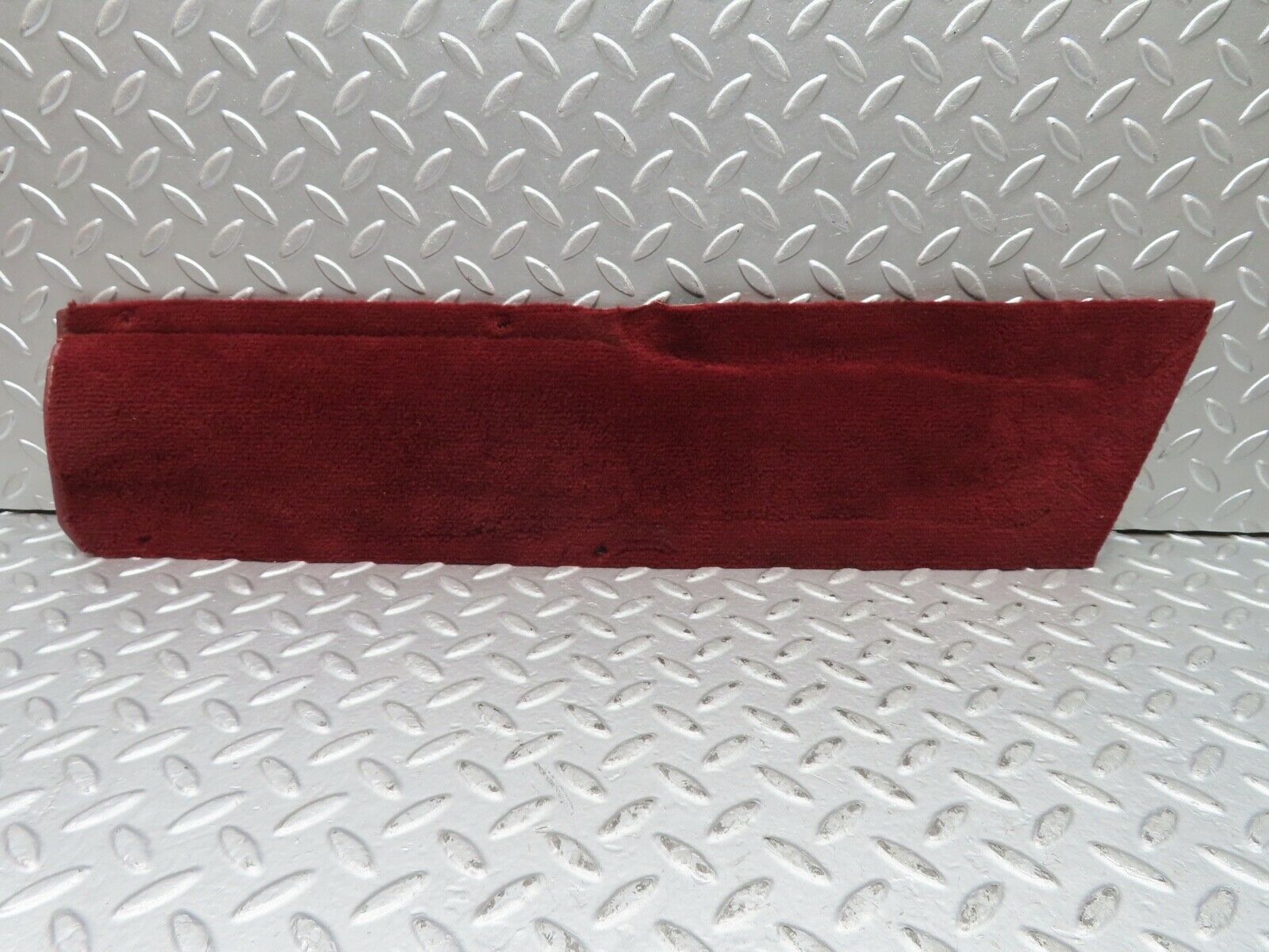 21601 Mercedes-Benz W126 300SE Rear Left Door Sill Carpet Burgundy Red