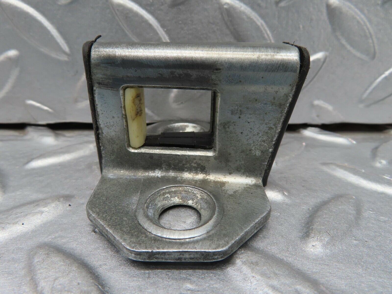 16454 Mercedes-Benz W124 260E Door Lock Latch