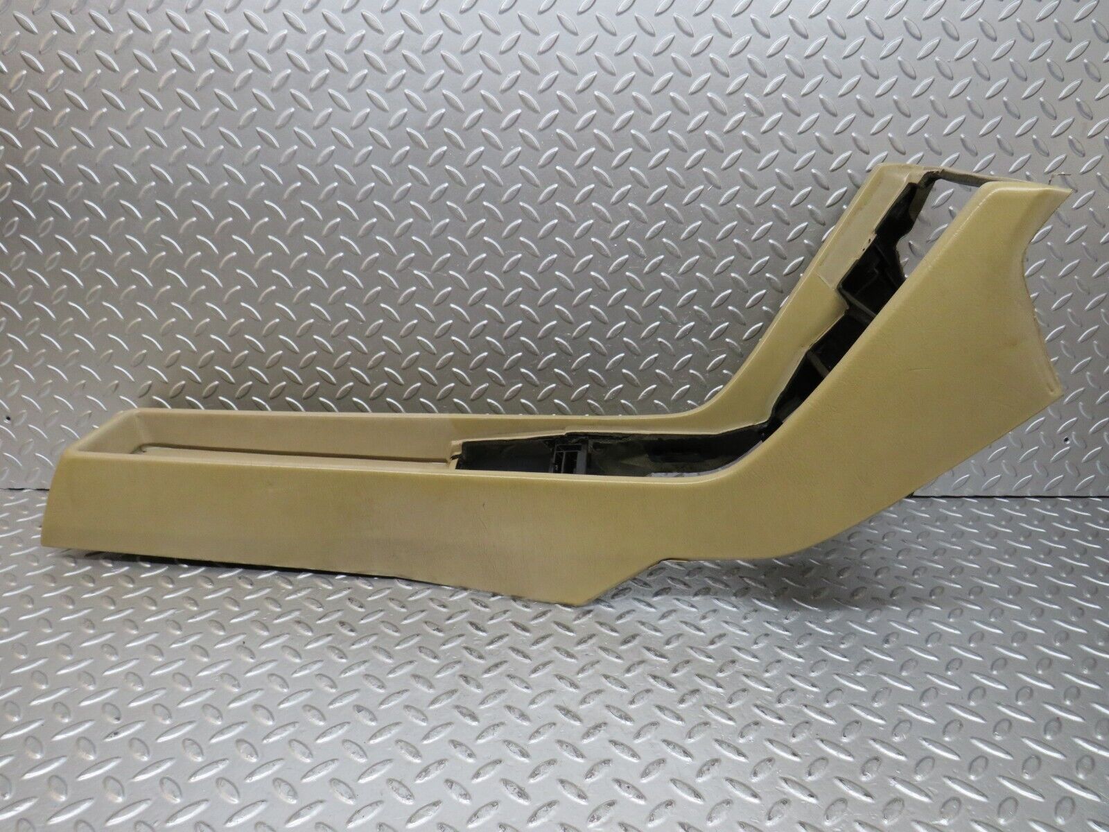28912 Mercedes-Benz C124 320CE Coupe Centre Console Beige