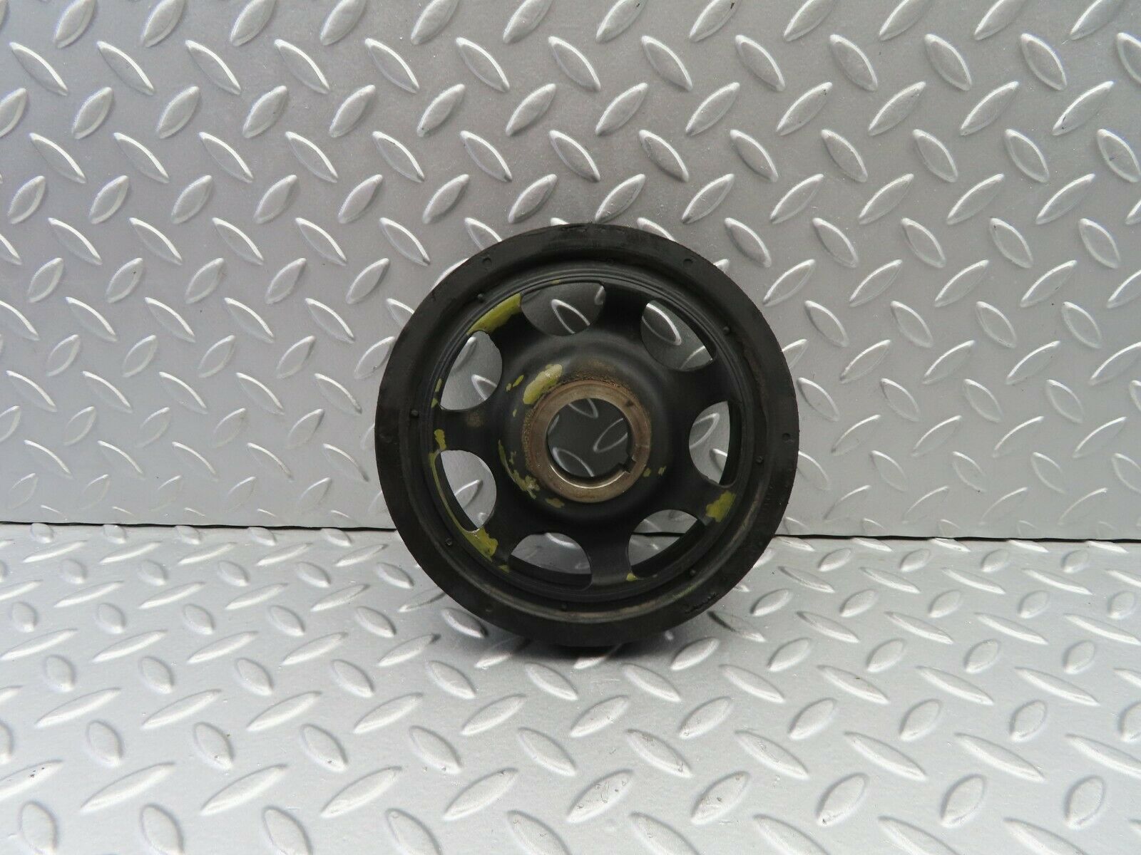 6814 Mercedes-Benz S124 E220 Wagon Crankshaft Belt Pulley 1110300403