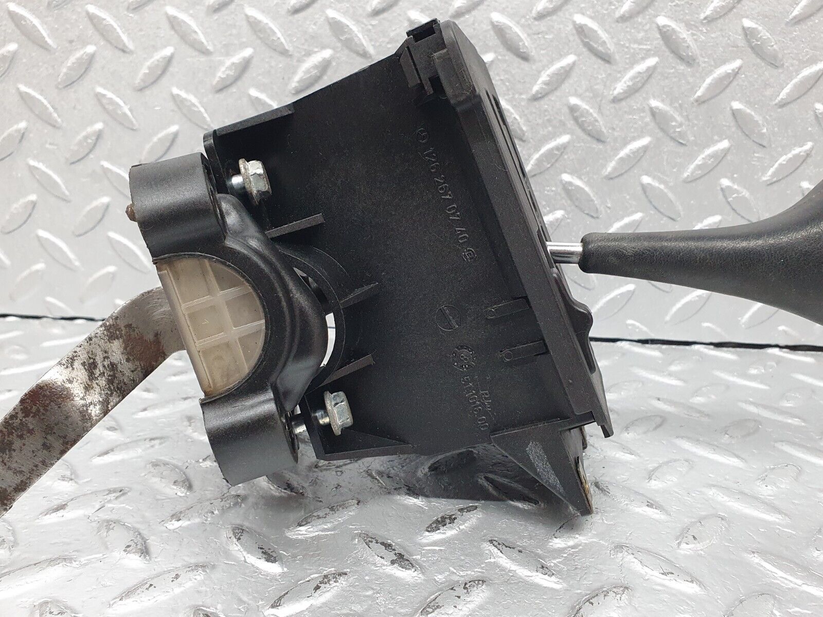 41168 Mercedes-Benz W126 300SE Gear Shift Selector 1262670740